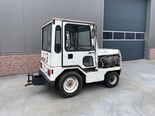 Tractor Tiger TIG-50 Ford 6 cylinder LPG/petrol