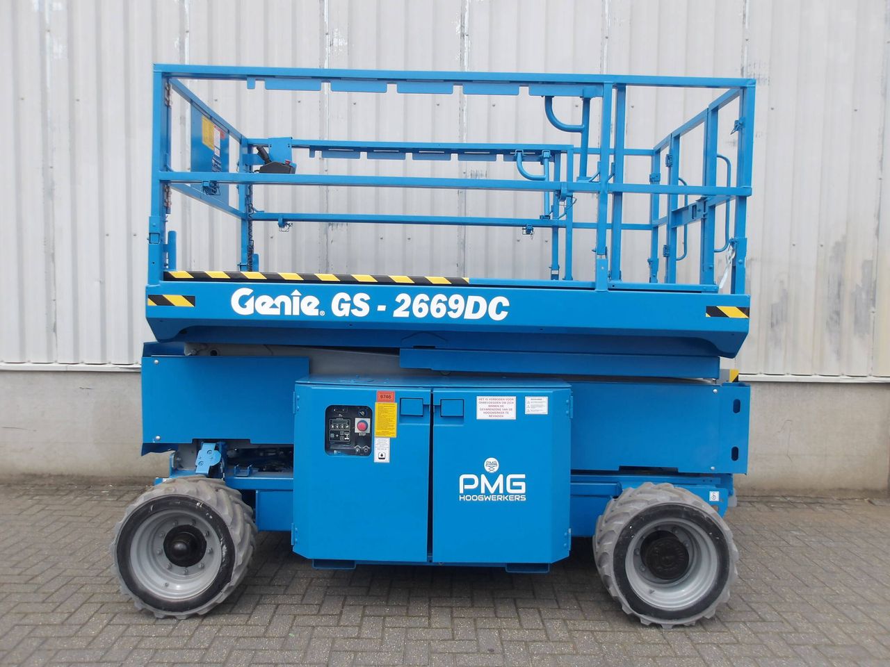 Scissor Lift Genie GS-2669DC Electric 10m 2013