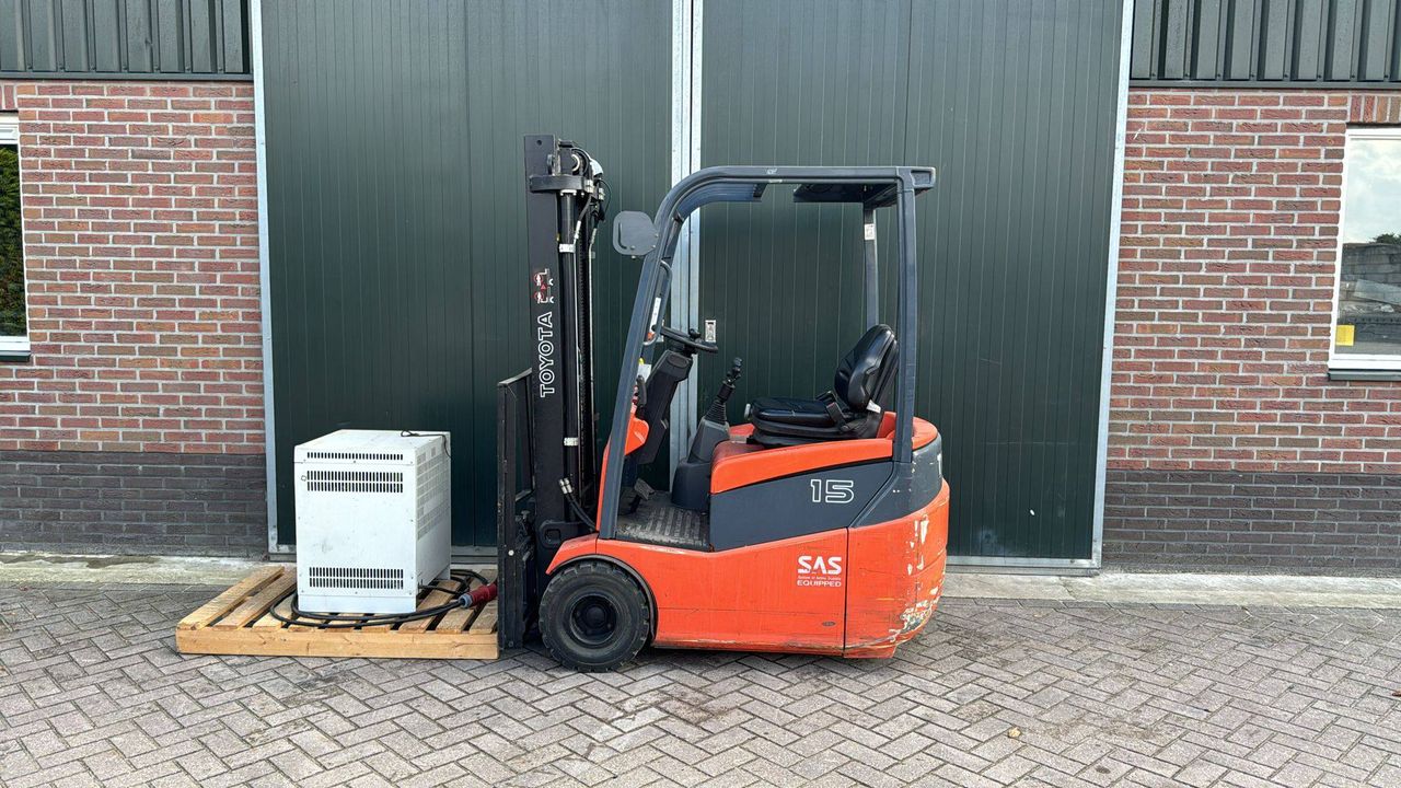 Forklift Toyota 7FBEST15 Electric 1500kg