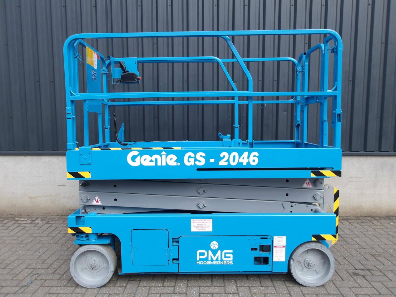 Nacelle élévatrice à ciseaux Genie GS-2046 électrique 8,10 m 2010