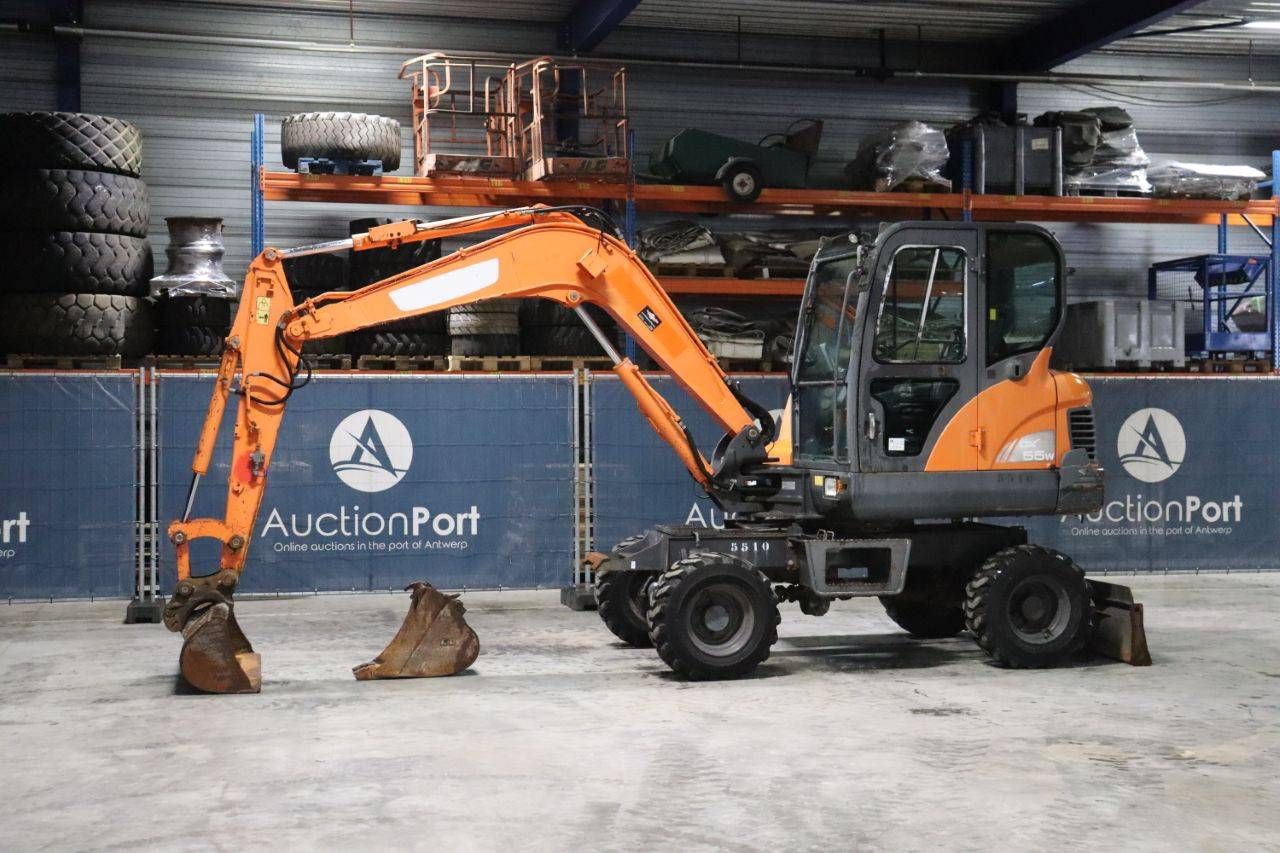 Doosan DX55WK Diesel Wheeled Excavator 42.4kW 2015