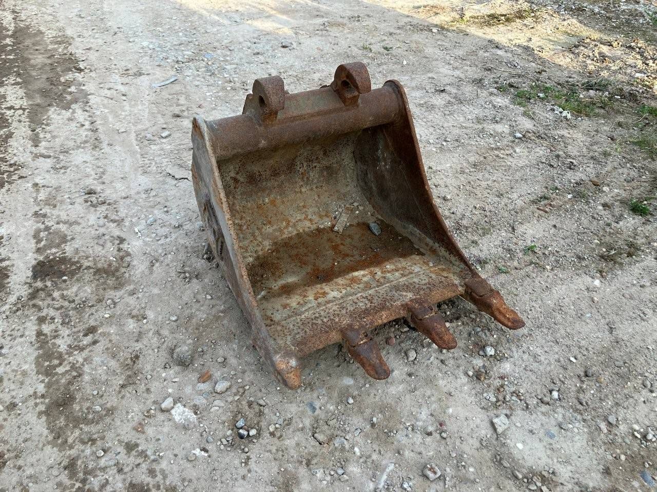 Deep Spoon Excavator Bucket 47cm