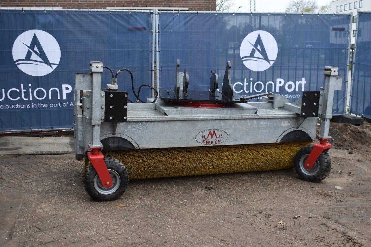 Sweeper attachment Sweep Pro 800