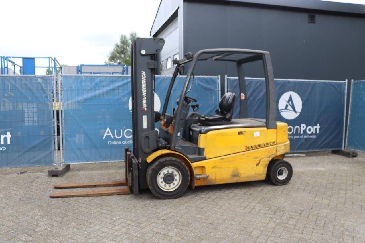 Forklift Jungheinrich Electric