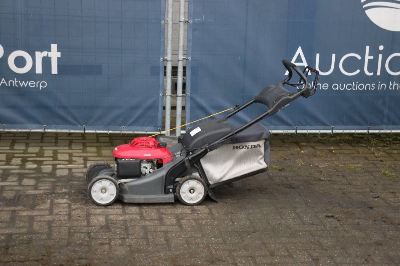Lawn mower Honda HRX 426 Petrol