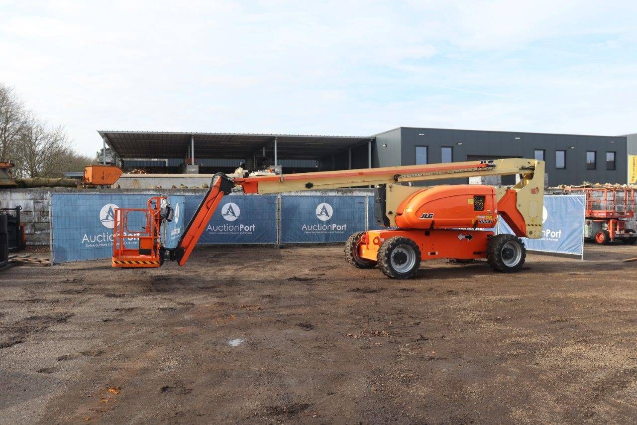 Articulating telescopic boom lift JLG 800AJ Electric 26m
