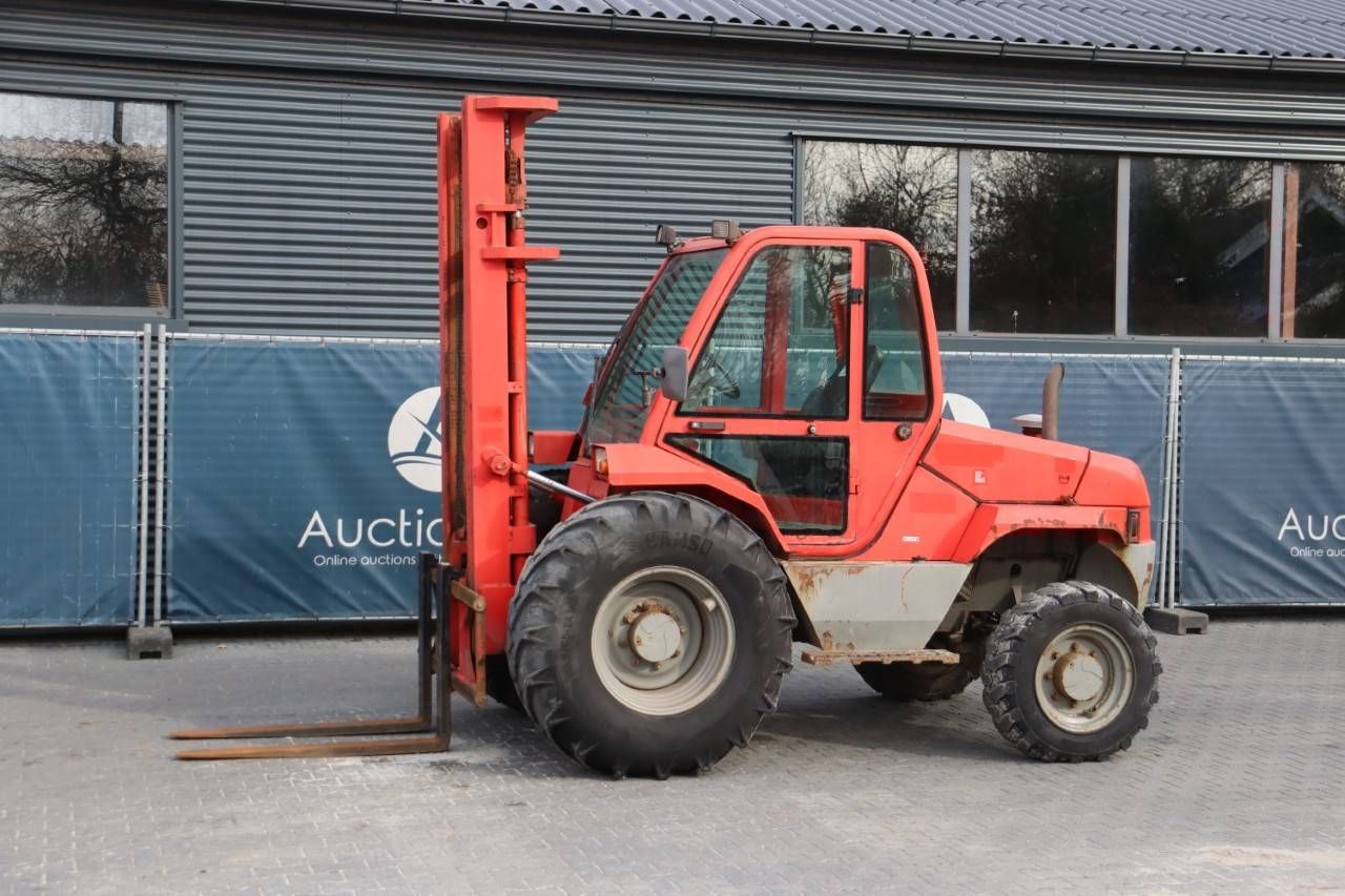 Rough-terrain forklift Manitou M26-4 Diesel 2600kg 2012