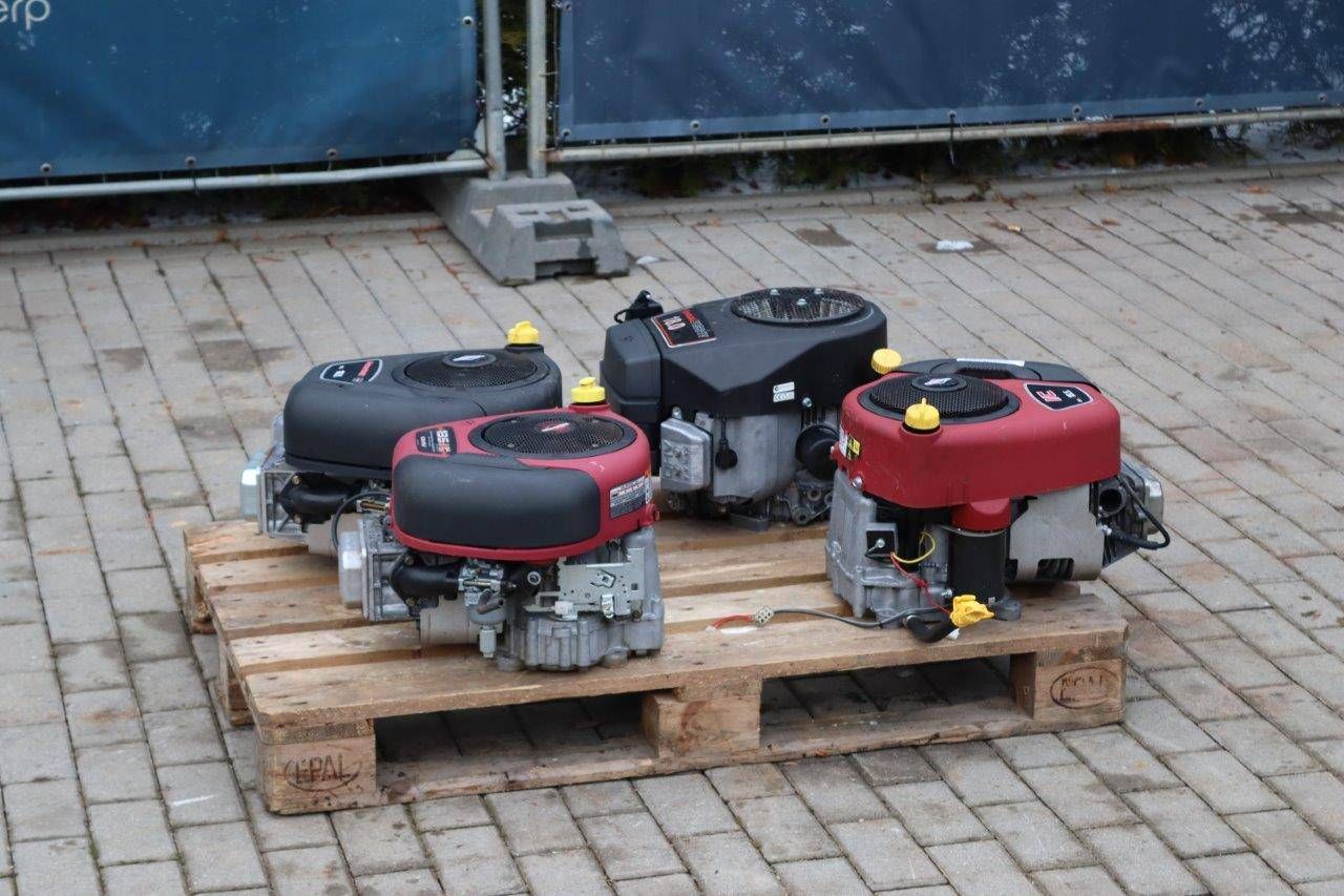 Lot of Motorcycles Kawasaki/PowerBuilt/Briggs&amp;Stratton Petrol