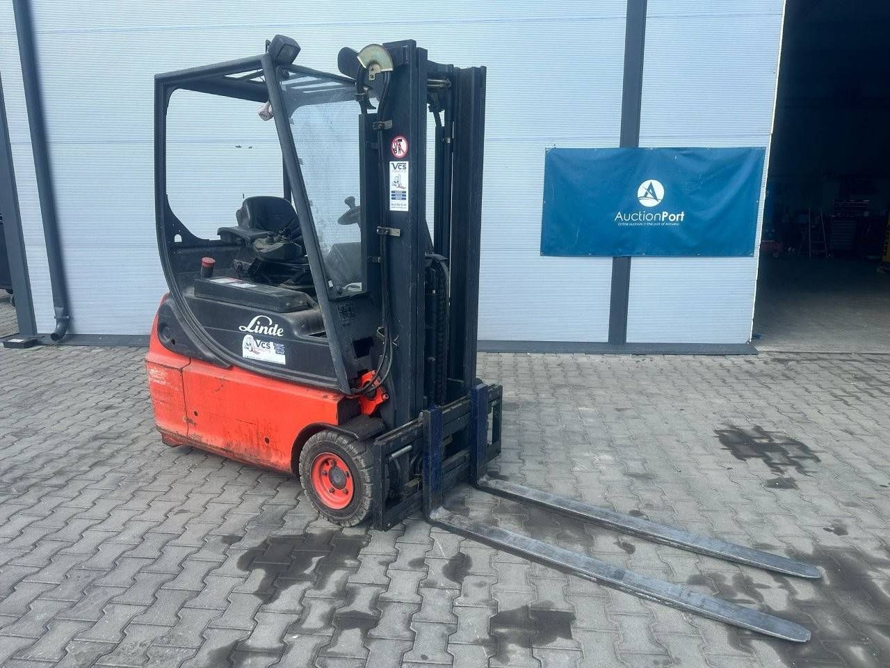 Forklift Fenwick-Linde E16-02 Electric 1600kg 4.62m 2006