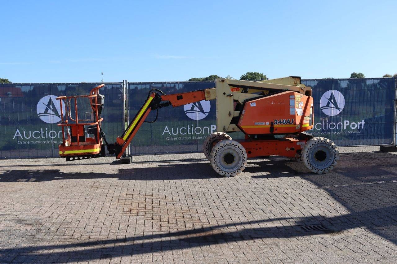 Piattaforma aerea articolata JLG 340AJ Diesel