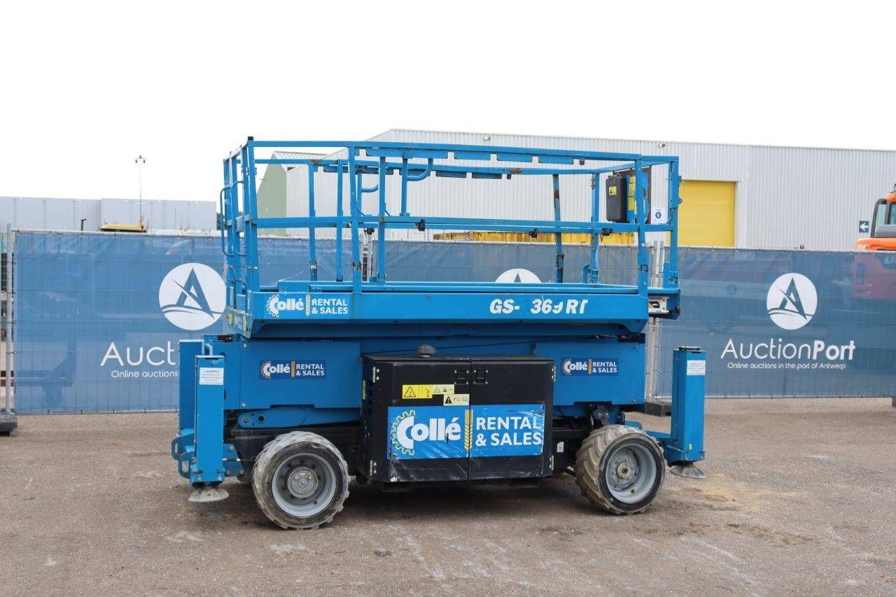 Scissor lift Genie GS3369RT Diesel 454kg 11.96m 2016