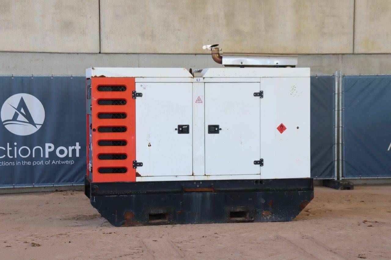 Generator SDMO R110 Diesel 110kVA 2016