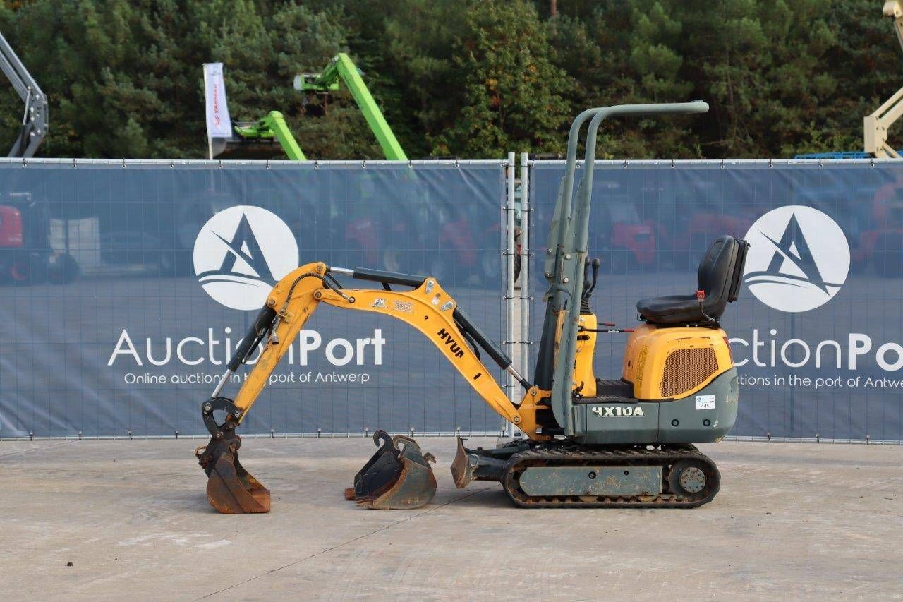 Mini excavator Hyundai HX10A Diesel 13.5hp 2019