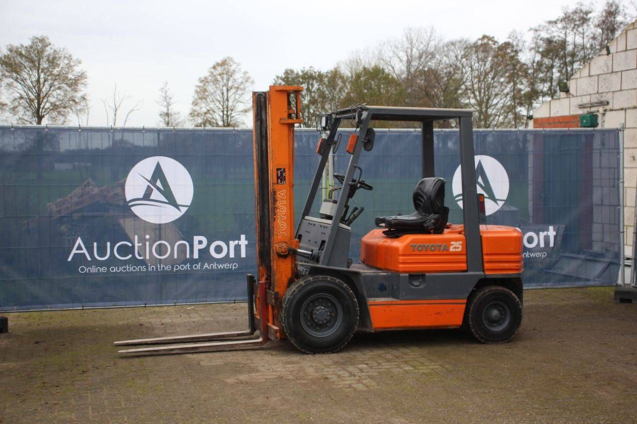 Forklift Toyota 5FG25 Petrol 2500kg 4m 1990 