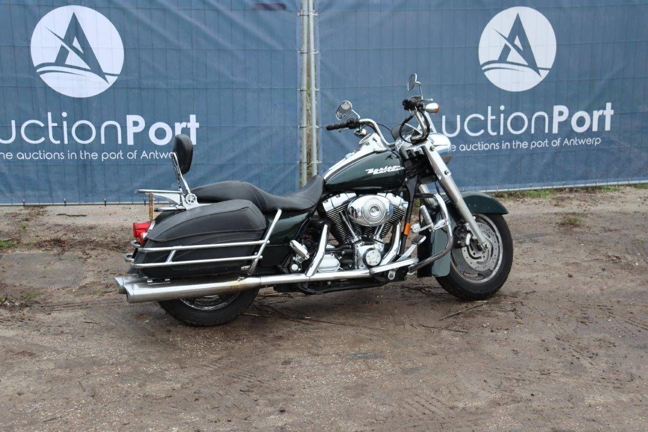 Motorbike Harley Davidson Road King Petrol 68hp