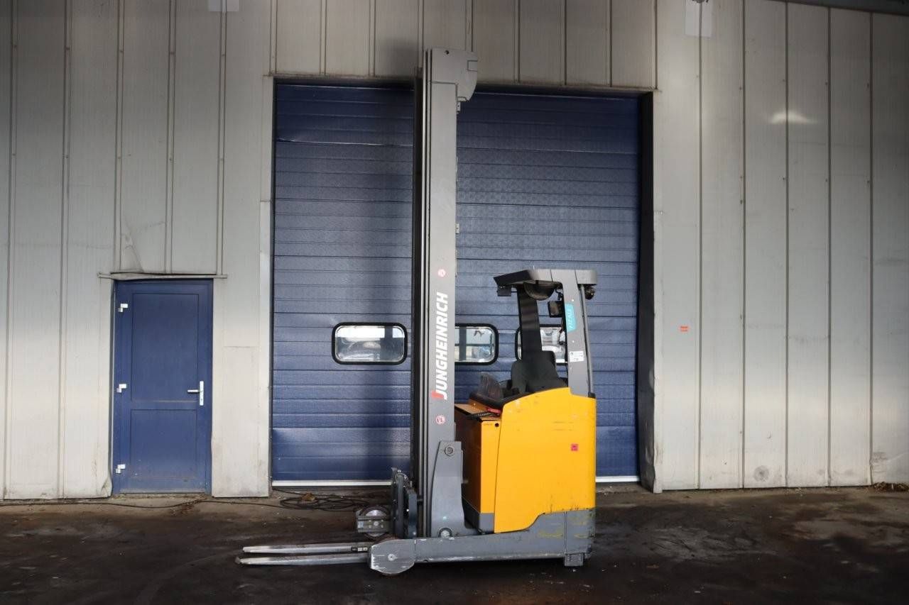 Reach truck Jungheinrich ETV 214 Electric 1400kg 9.92m 2018