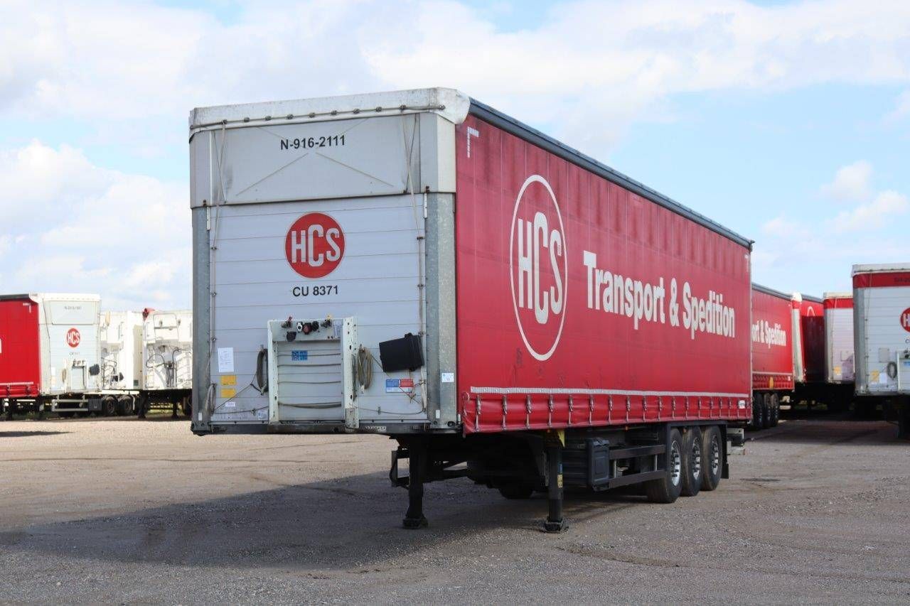 Curtainsider Trailer Schmitz Cargobull SCB*S3T 2018