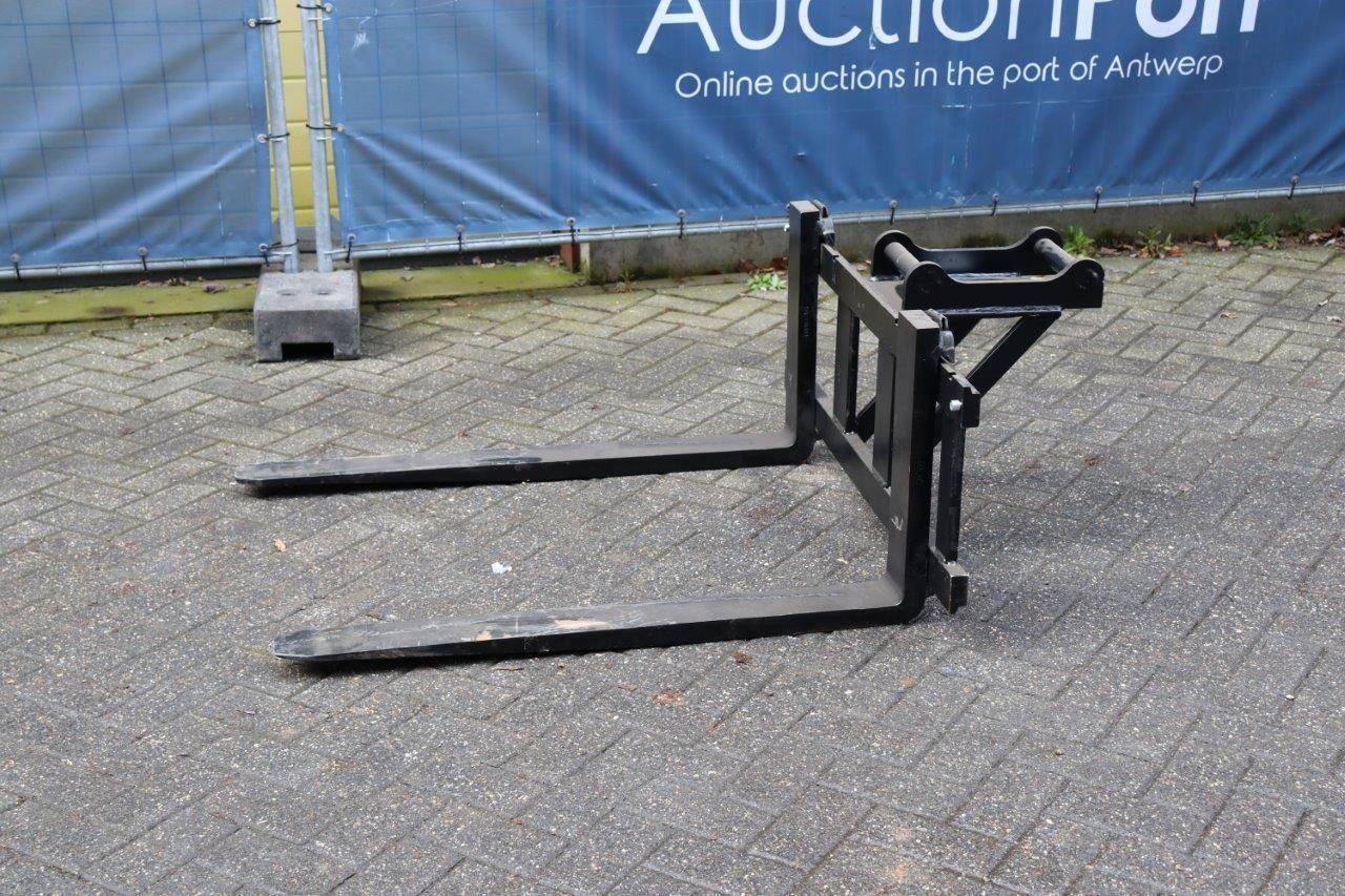 Pallet fork S40-200 New