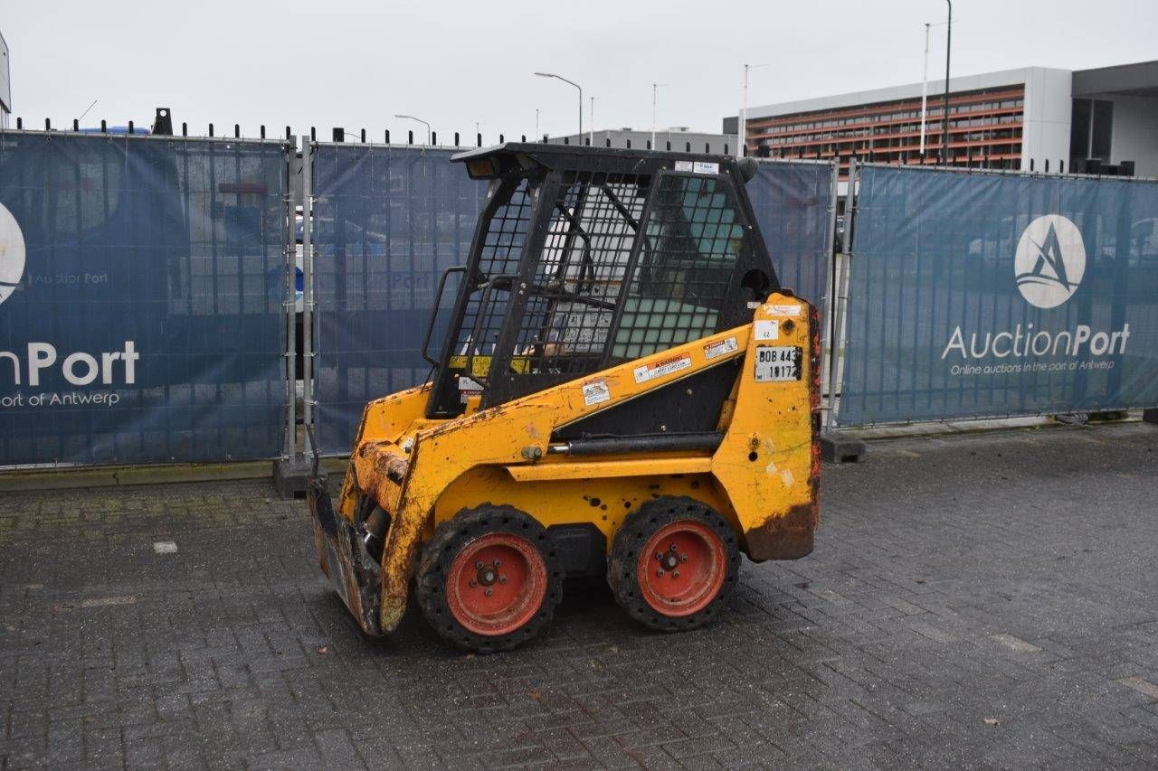 Skid steer loader Bobcat S70 Diesel