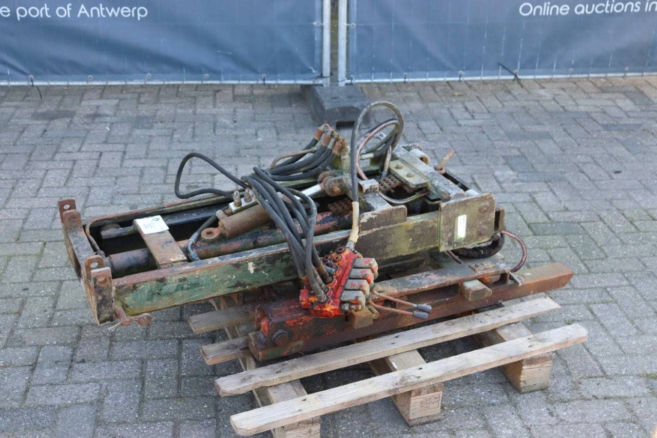 Lifting mast