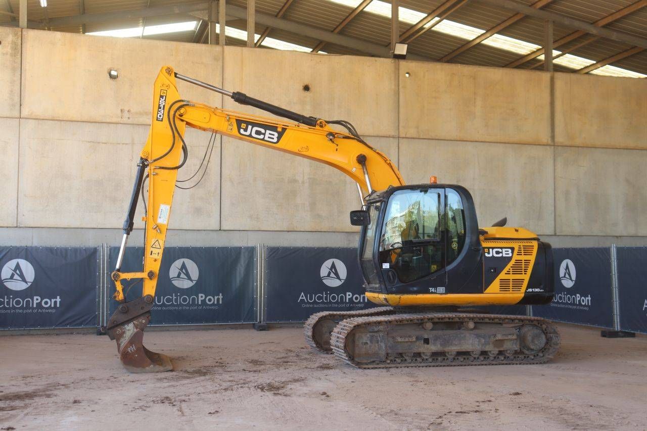 Escavatore cingolato JCB JS130LC Diesel 2013