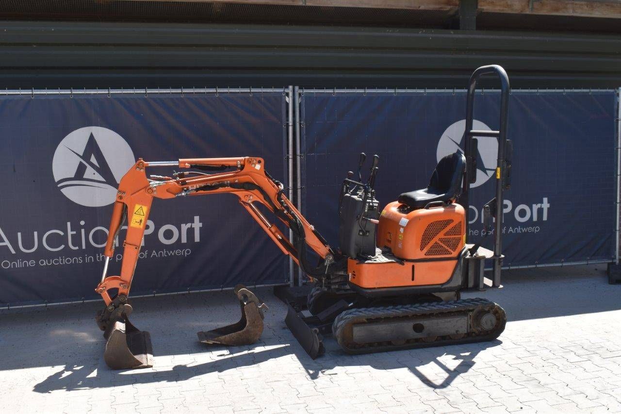 Mini digger Hitachi ZX10U-2 YSR Diesel