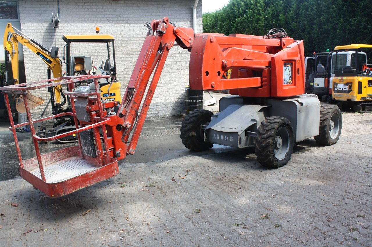 Articulating boom telescopic boom lift Haulotte HA12PX Diesel 200kg 12m 2005