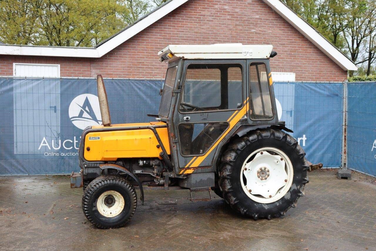 Tractor Renault Diesel 67hp
