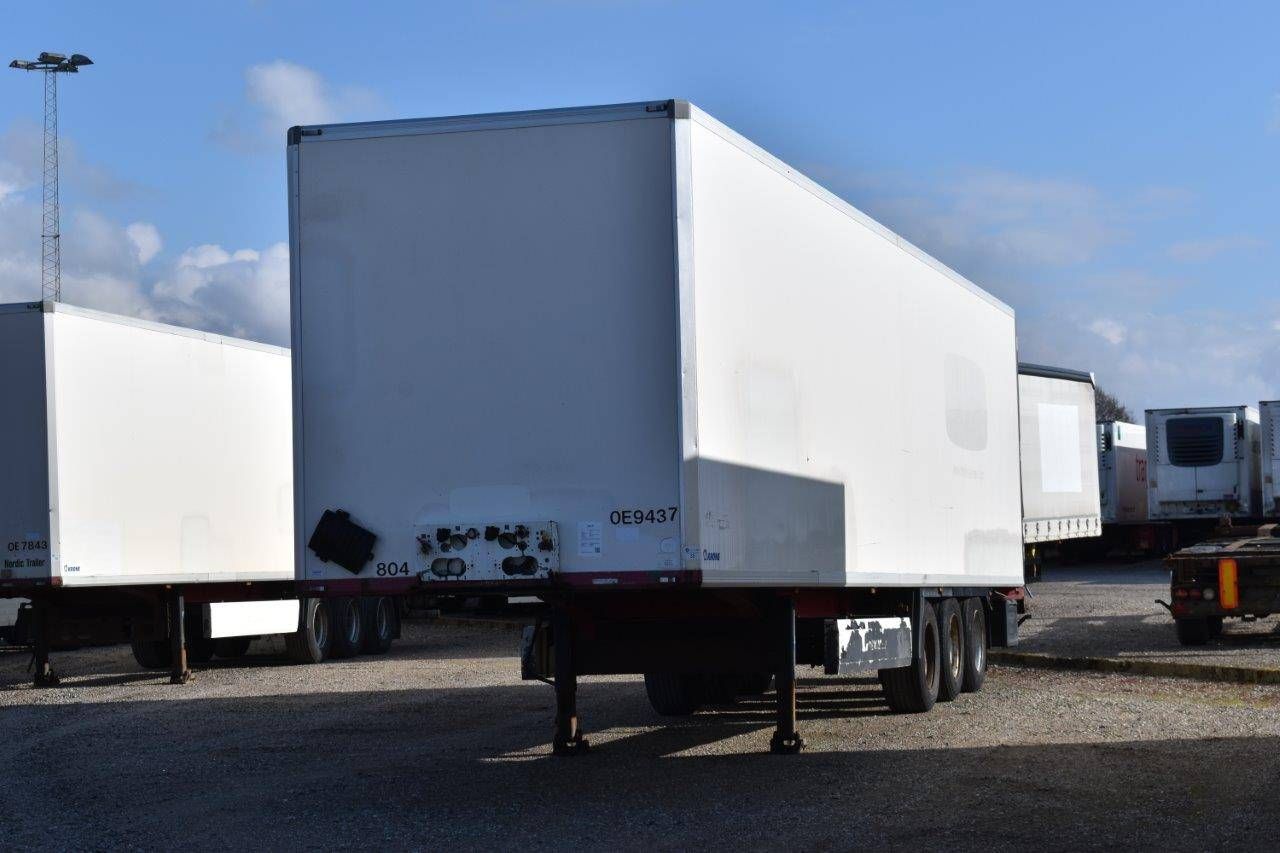 Closed Semitrailer Krone SD 2008