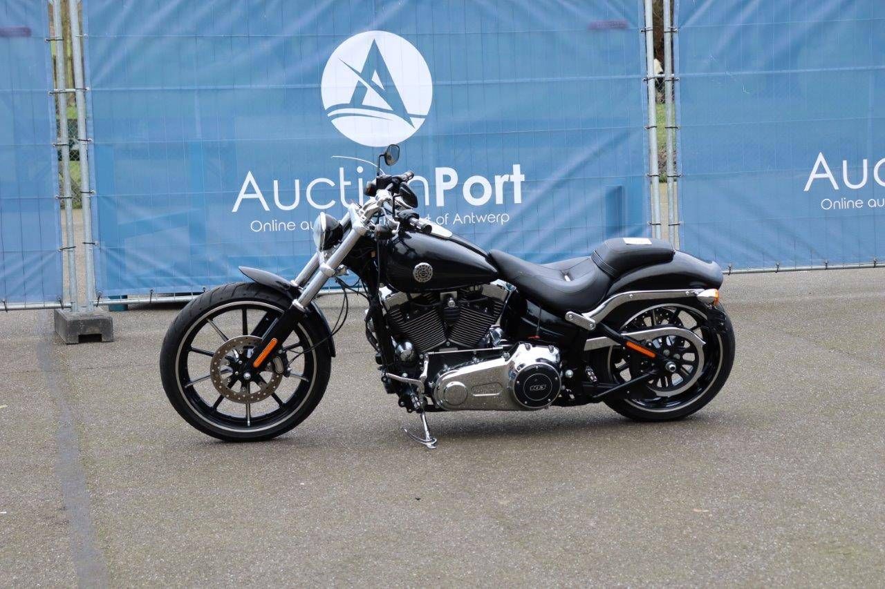 Motorcycle Harley Davidson Softail Breakout Petrol