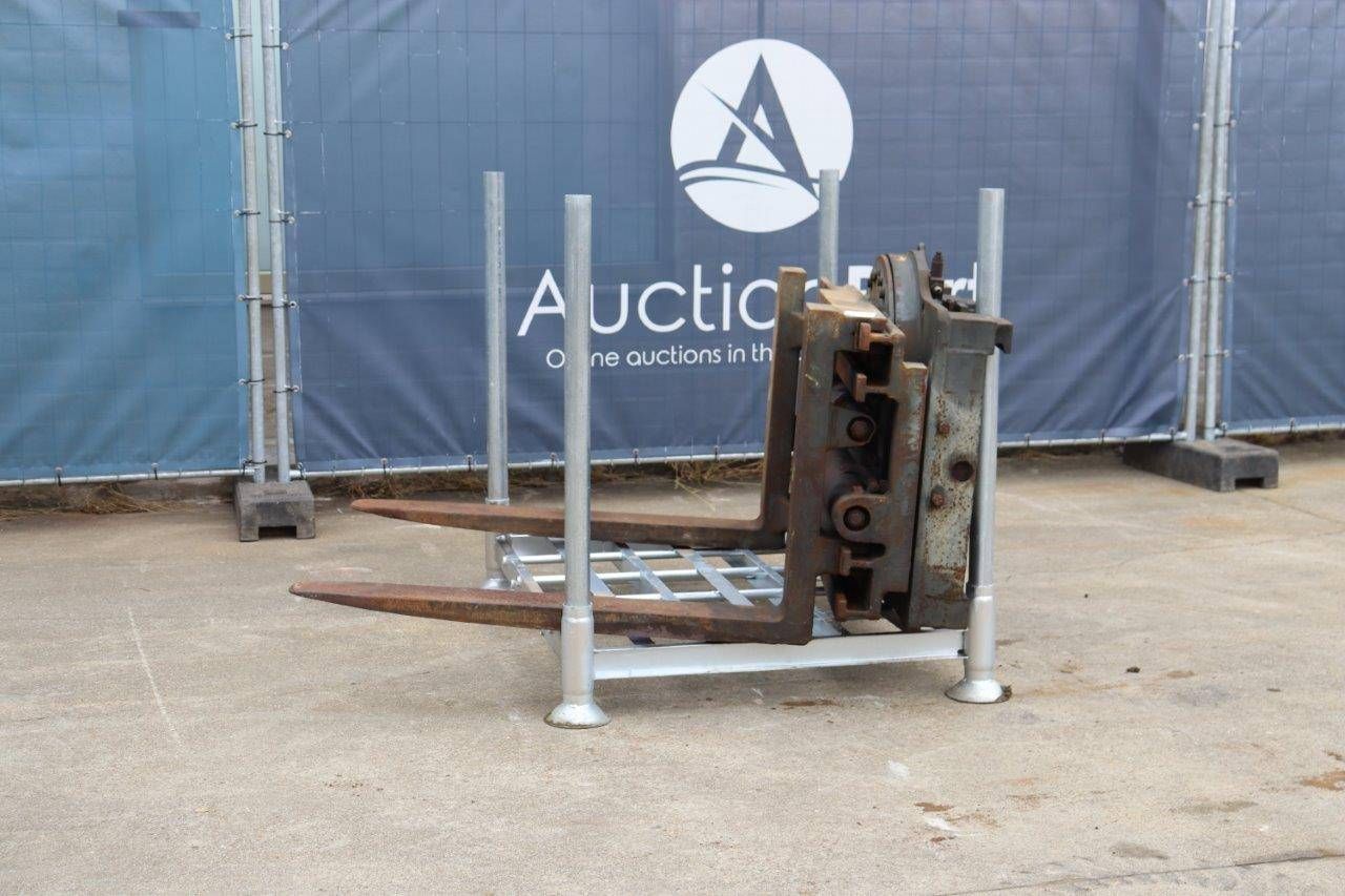 Rotator with fork positioner FEM4