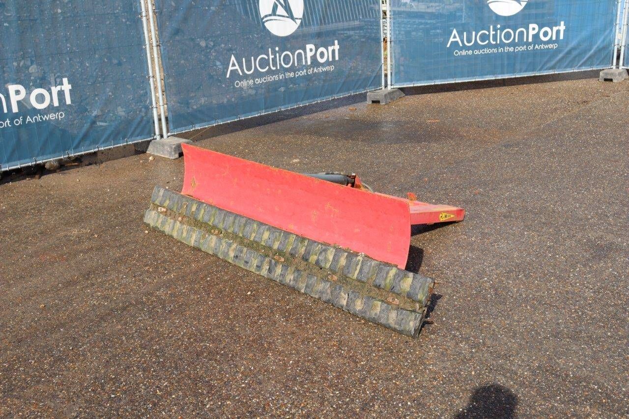 Mud slide Wifo