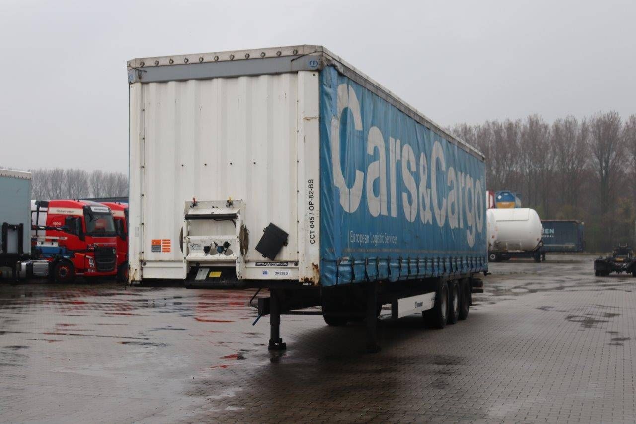 Sliding curtain semi-trailer Krone Curtainsider 2016