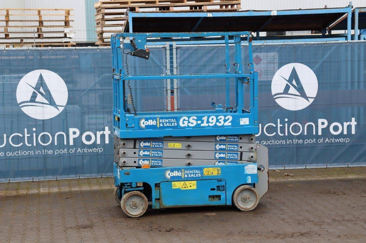 Scissor lift Genie GS1932 Electric 227kg 7.8m 2016