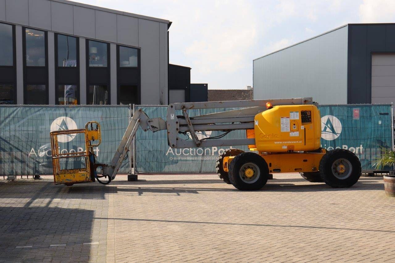 Articulating boom lift Genie Z45/25J Diesel 16m