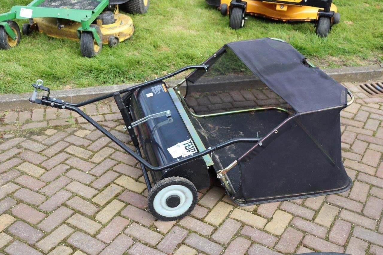 Grass sweeper (Margin)