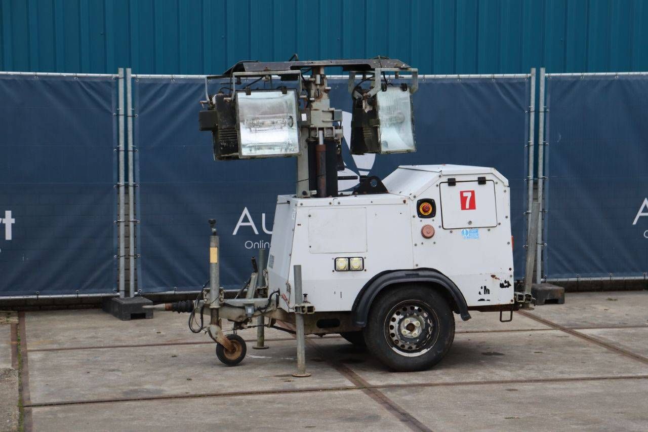 Light pole SMC TL-90 Diesel 7.7kW 2012