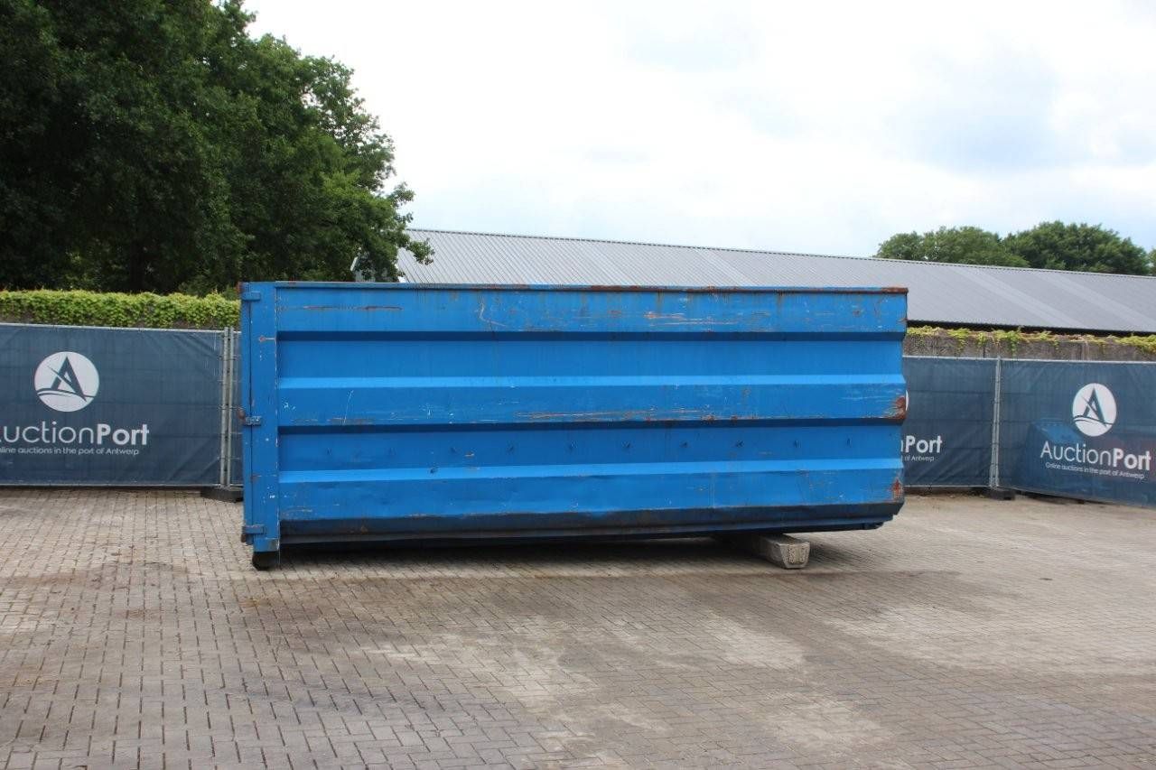 Container 5.6x2.35x2m