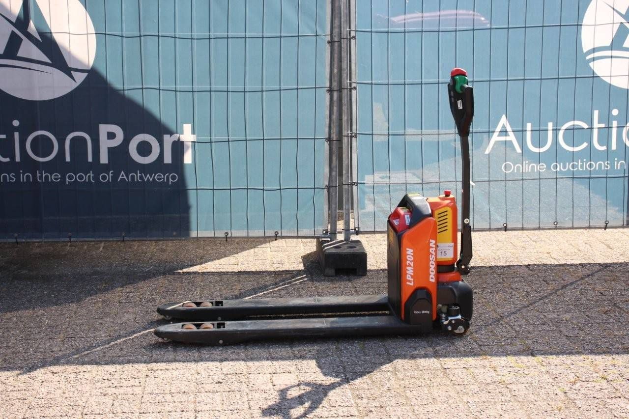Pallet truck Doosan LPM20N Electric 2000kg 2021 