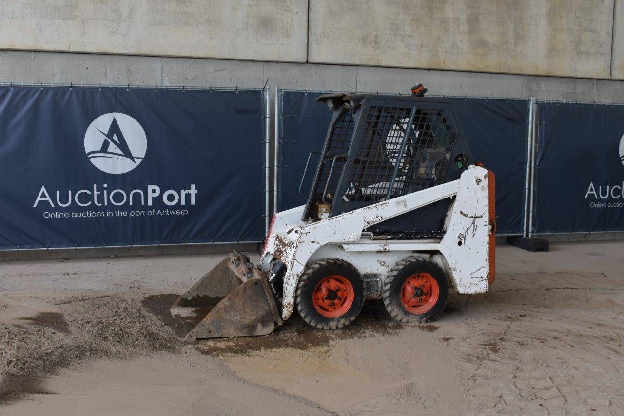 Skid steer loader Bobcat S70 Diesel