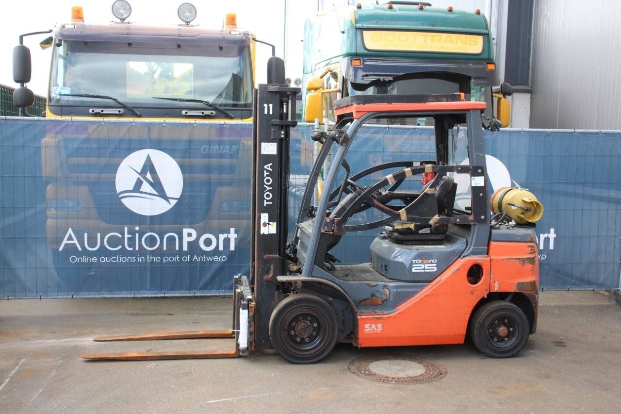 Forklift Toyota 02-8FGF25 LPG 2500kg 3.5m 2020