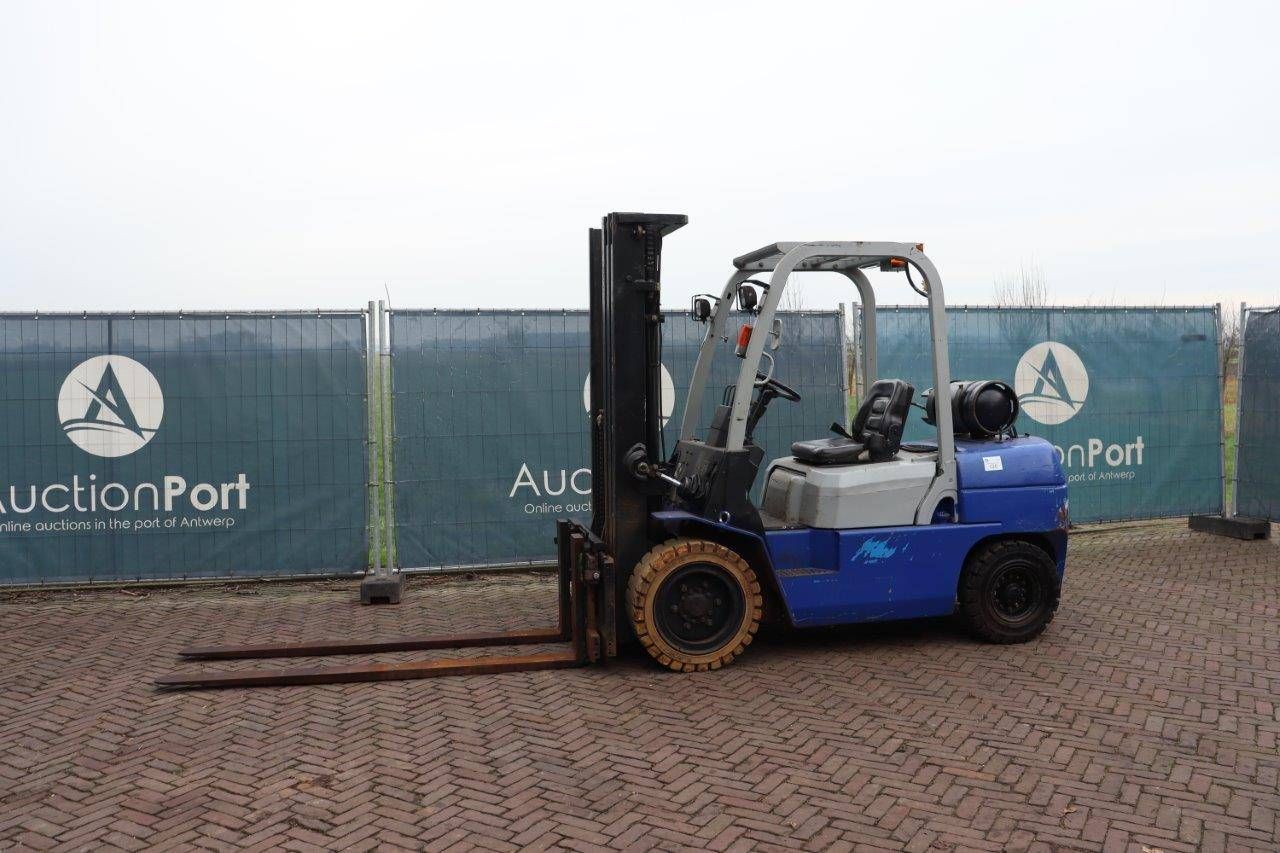 Forklift Nissan CPQD35N LPG 3500kg 4.5m