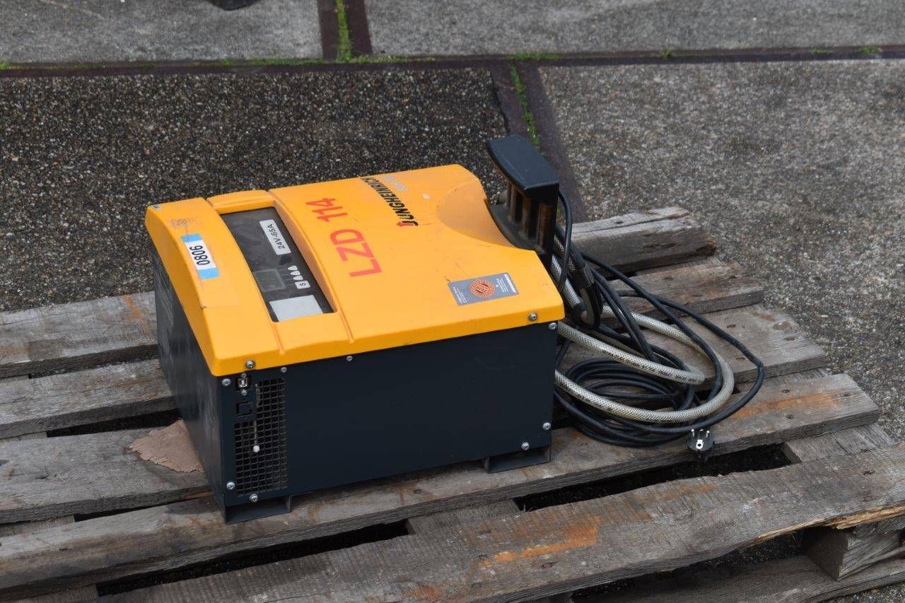Charger Jungheinrich E230G24 24V