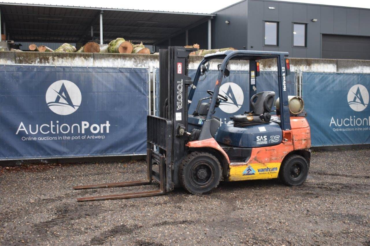 Forklift Toyota 42-7FGF20 LPG 2000kg