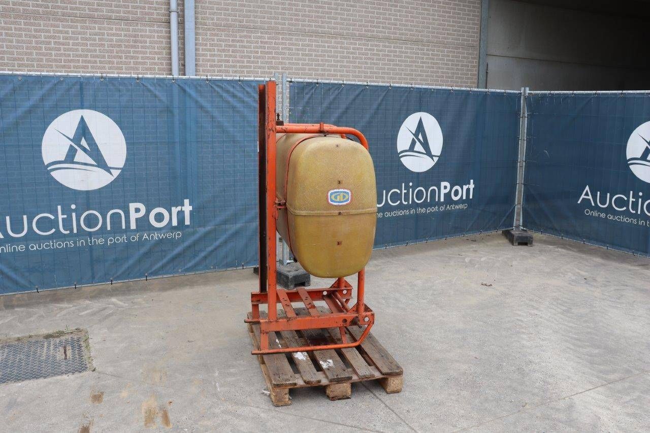 Field sprayer
