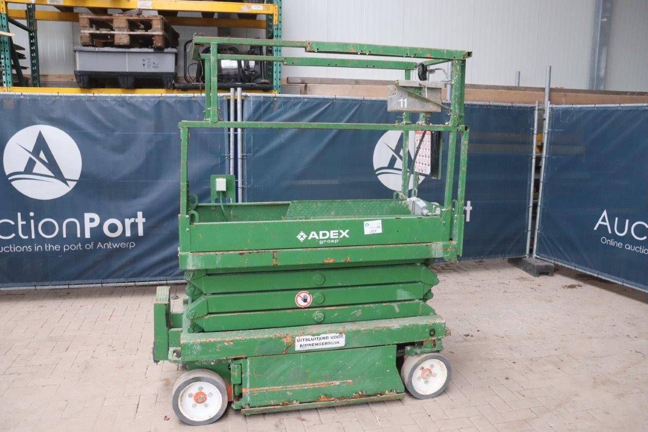 Scissor Lift Skyjack SJ III 3219 Electric 7.8m 2012