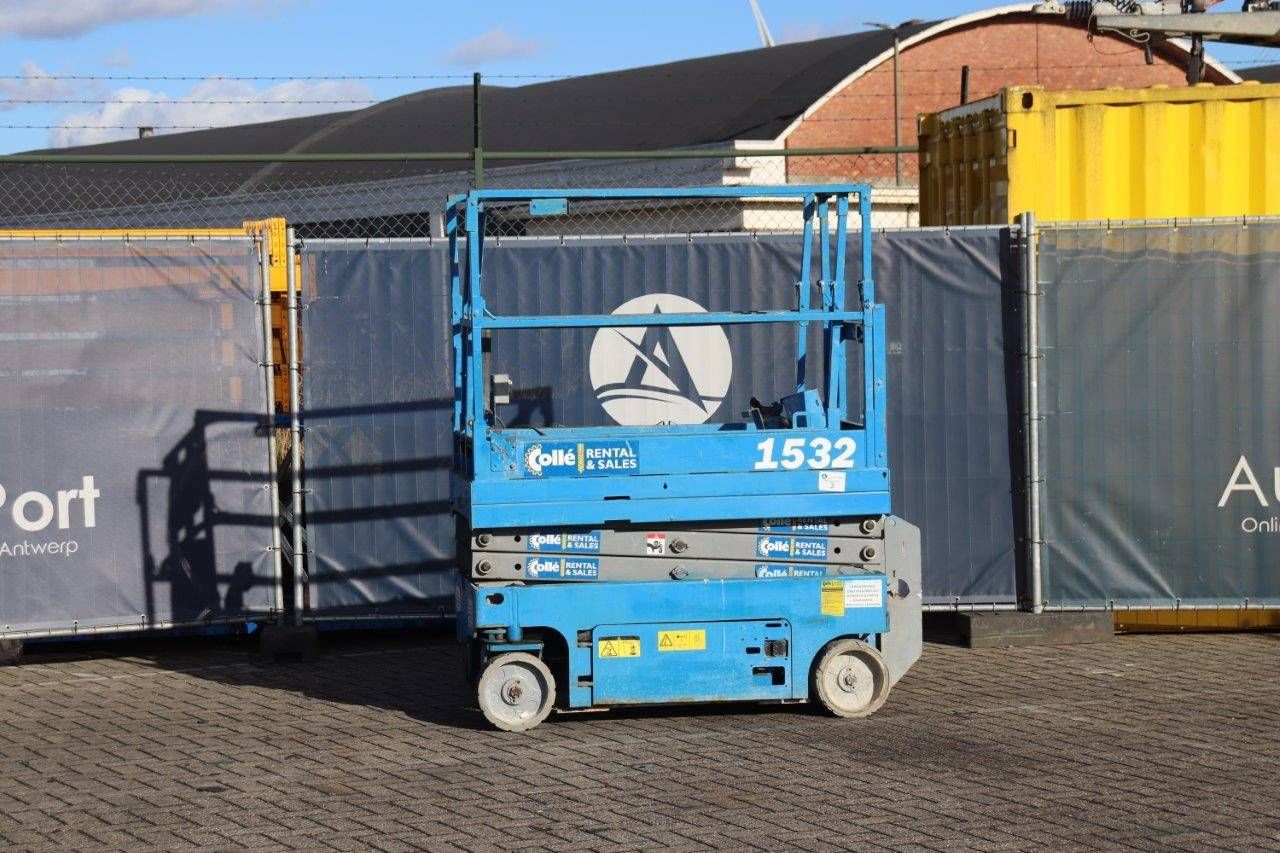 Scissor Lift Genie GS-1532 Electric 6.57m 2013
