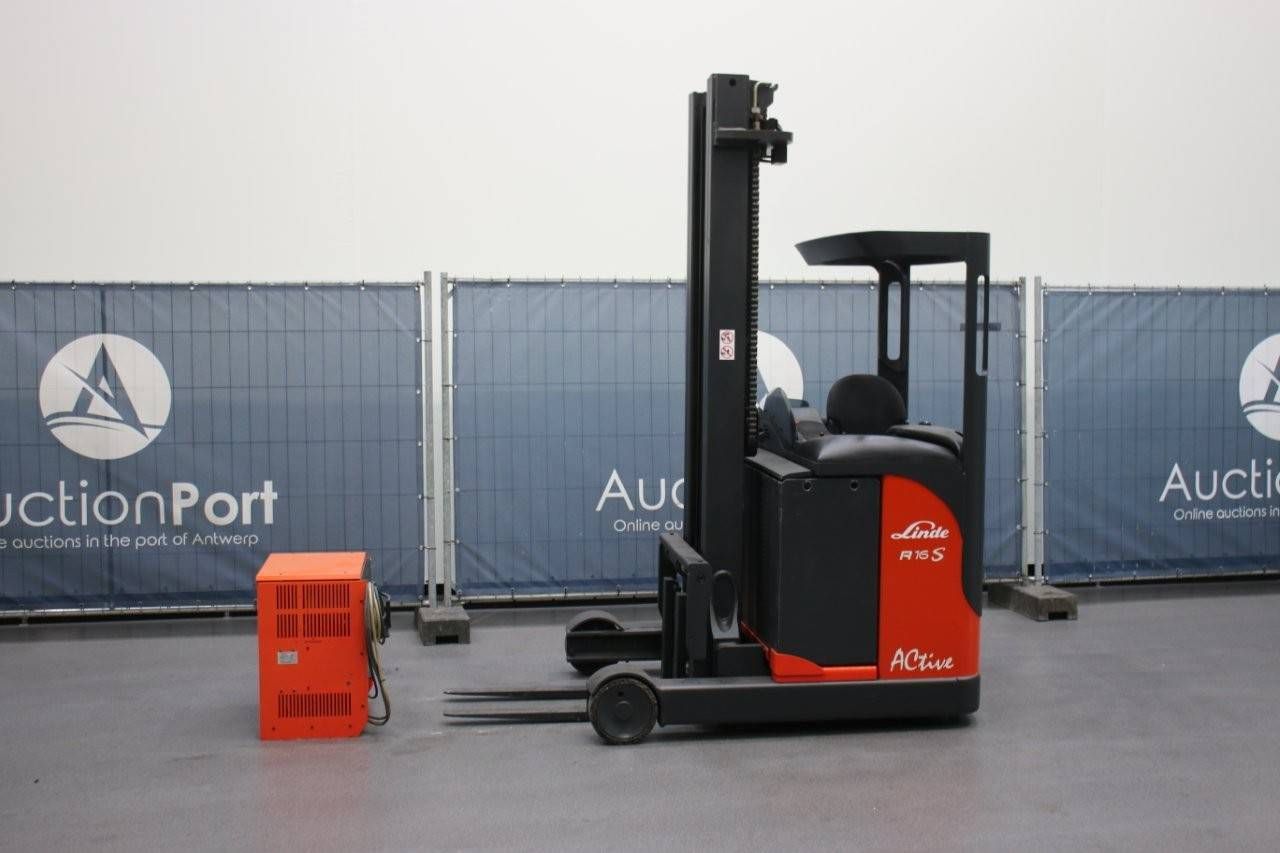 Reach truck Linde R16S Electric 1400kg 7m 2005