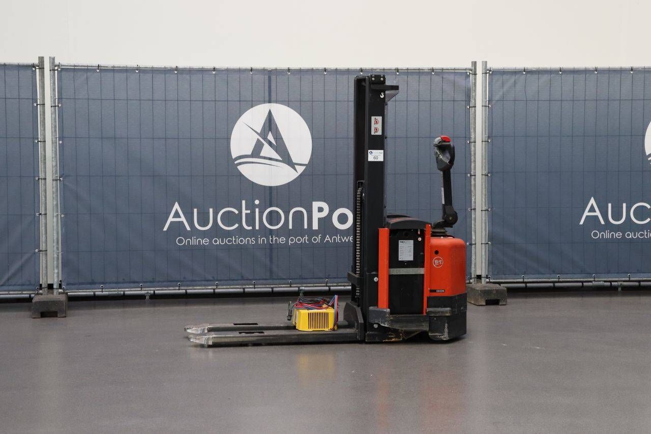 Schubmaststapler BT S12 Elektro 1200 kg 2,7 m 2004