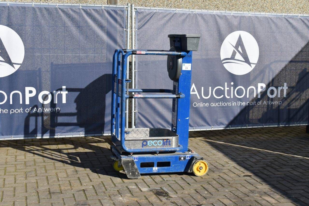 Peco Lift Power Towers Manual 3.5m